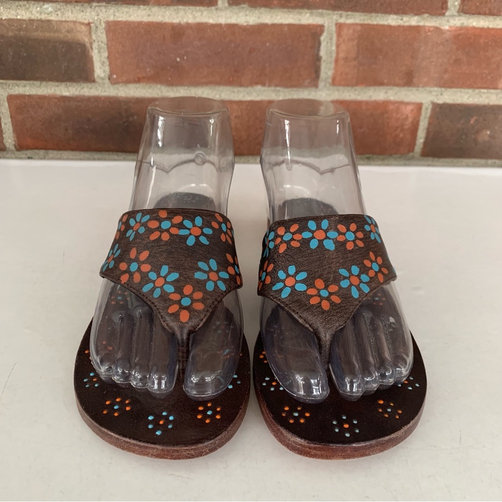 Mystique Black Leather printed Flat Heel Thong Flip Flop Sandals US 6 M NEW - Picture 2 of 7